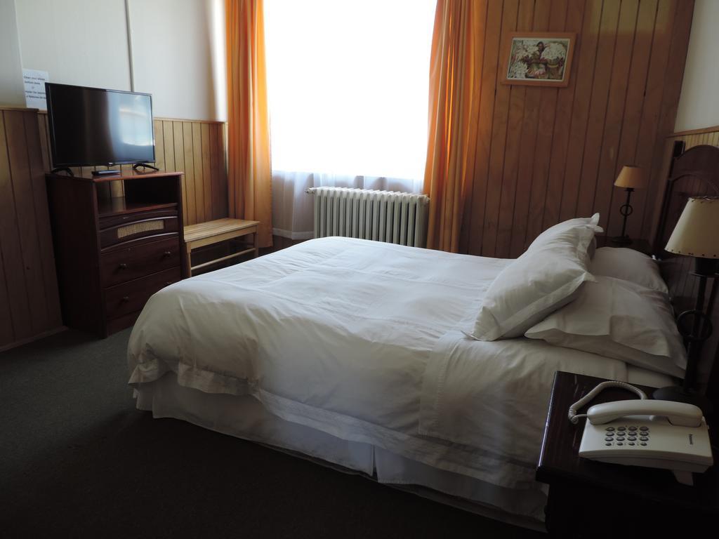 Hostal Oro Fueguino Punta Arenas Exteriör bild