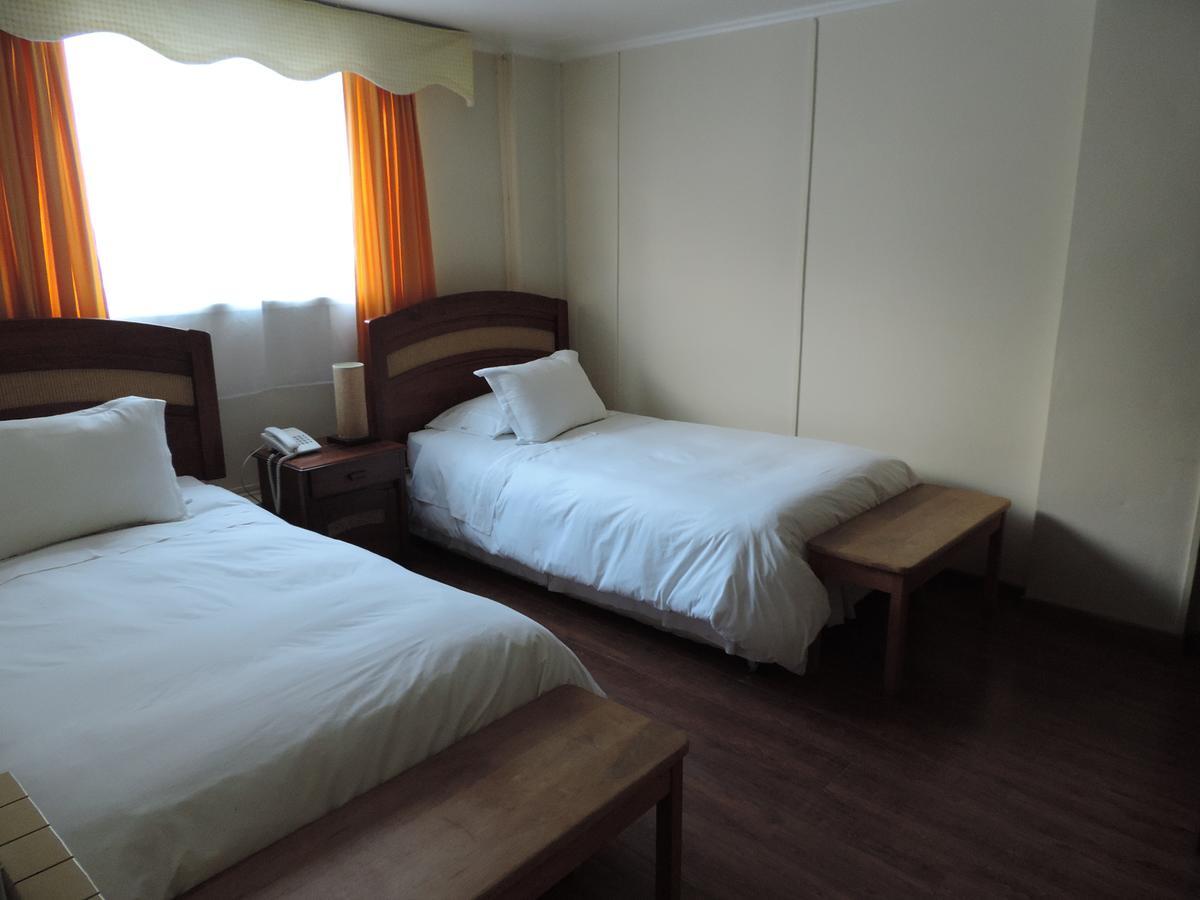 Hostal Oro Fueguino Punta Arenas Exteriör bild