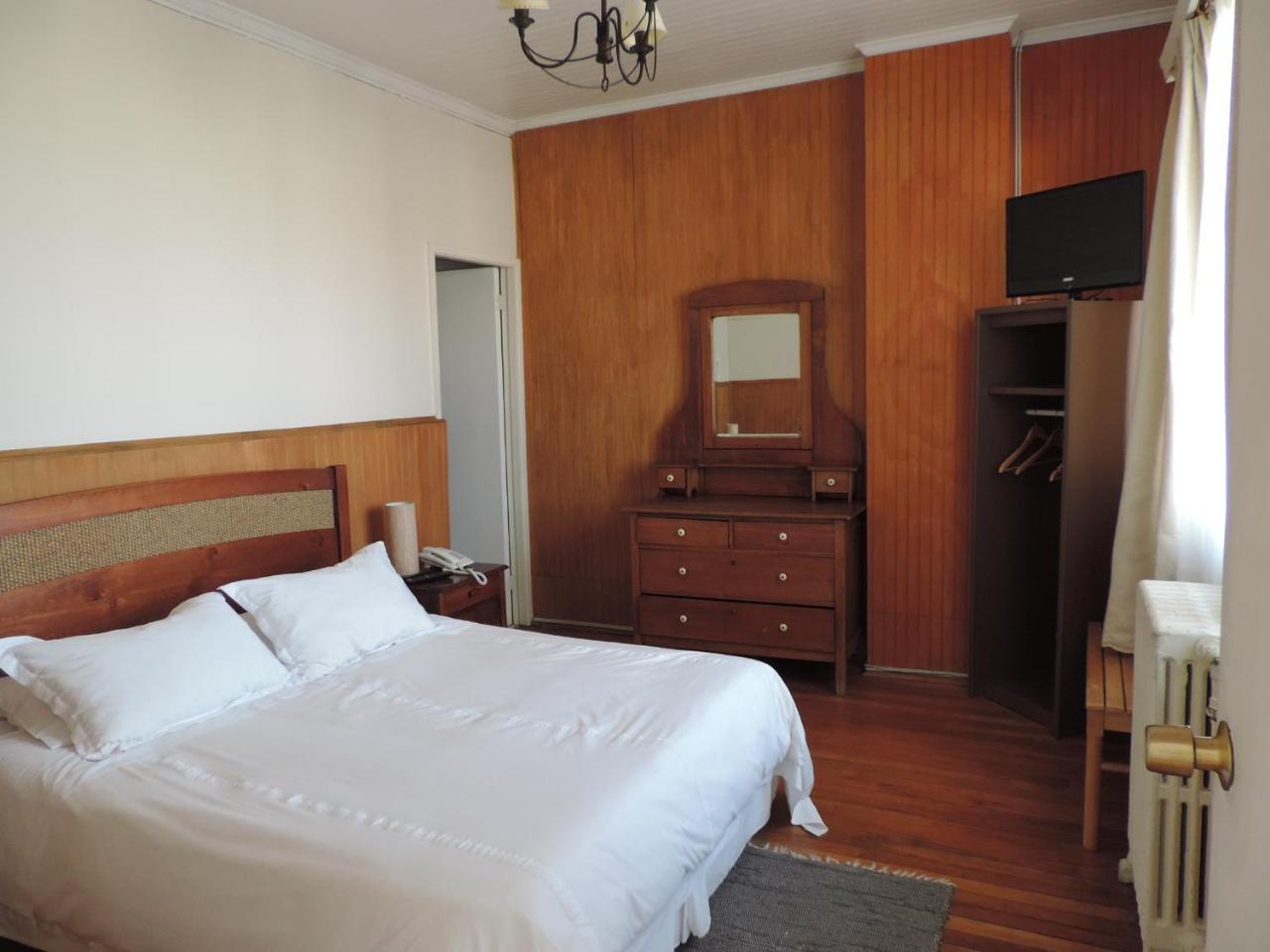 Hostal Oro Fueguino Punta Arenas Exteriör bild
